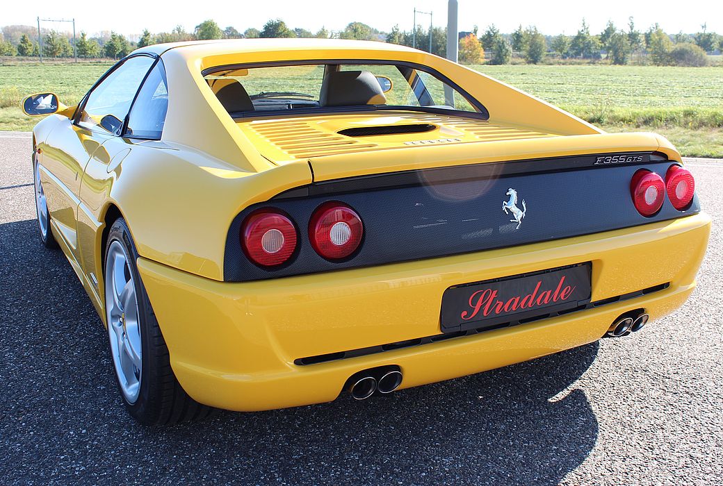 Ferrari F355 GTS Giallo 1996