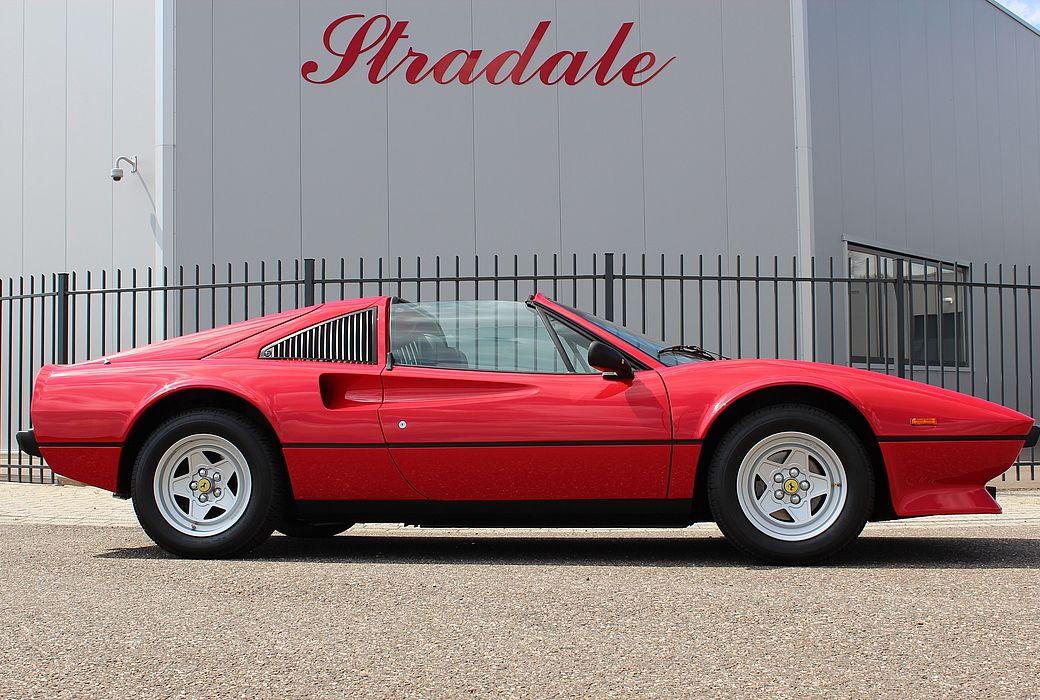 Ferrari 308 GTS QV 1985