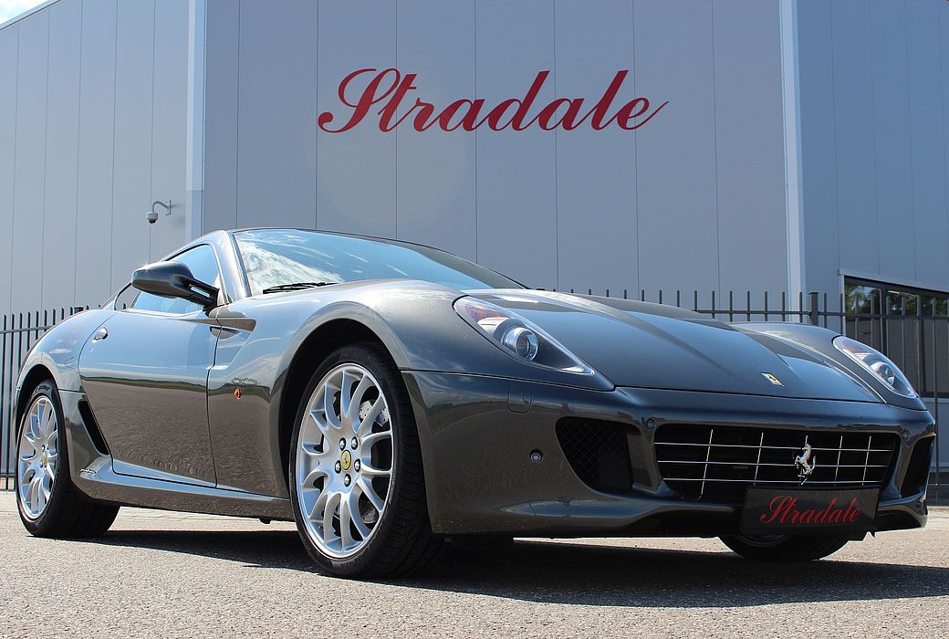 Ferrari 599 GTB Fiorano 2007 Grigio