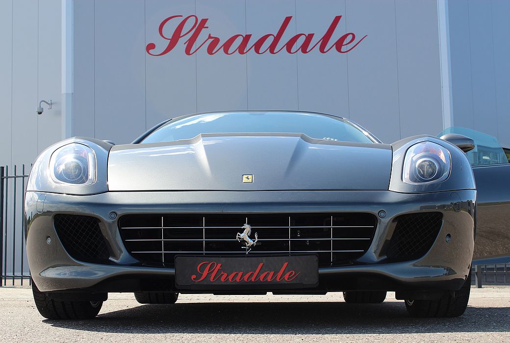 Ferrari 599 GTB Fiorano 2007 Grigio