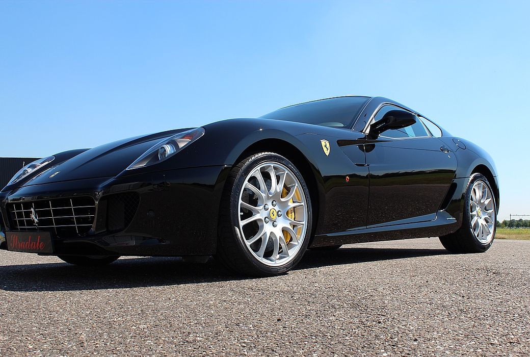 Ferrari 599 GTB Fiorano 2007 Nero
