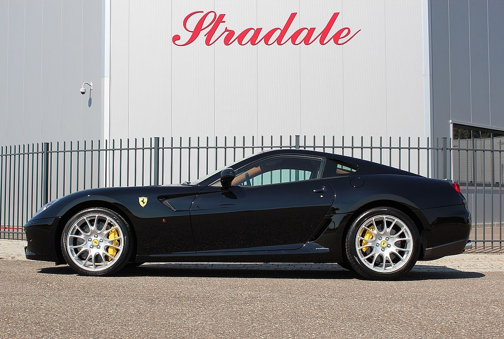 Ferrari 599 GTB Fiorano 2007 Nero