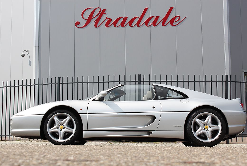Ferrari F355 GTS 1998 Argento