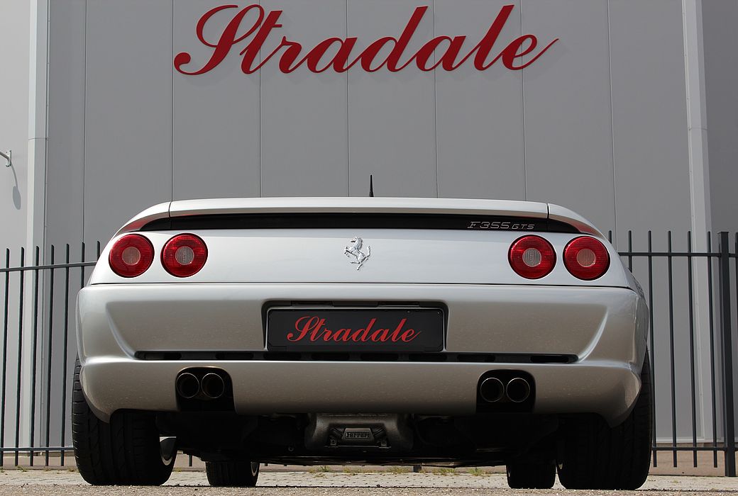Ferrari F355 GTS 1998 Argento