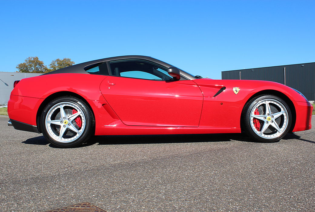 Ferrari 599 GTB Fiorano 2007 Rosso